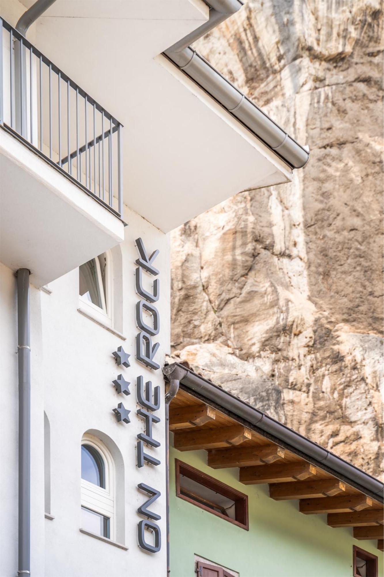 On The Rock Ξενοδοχείο Arco Εξωτερικό φωτογραφία